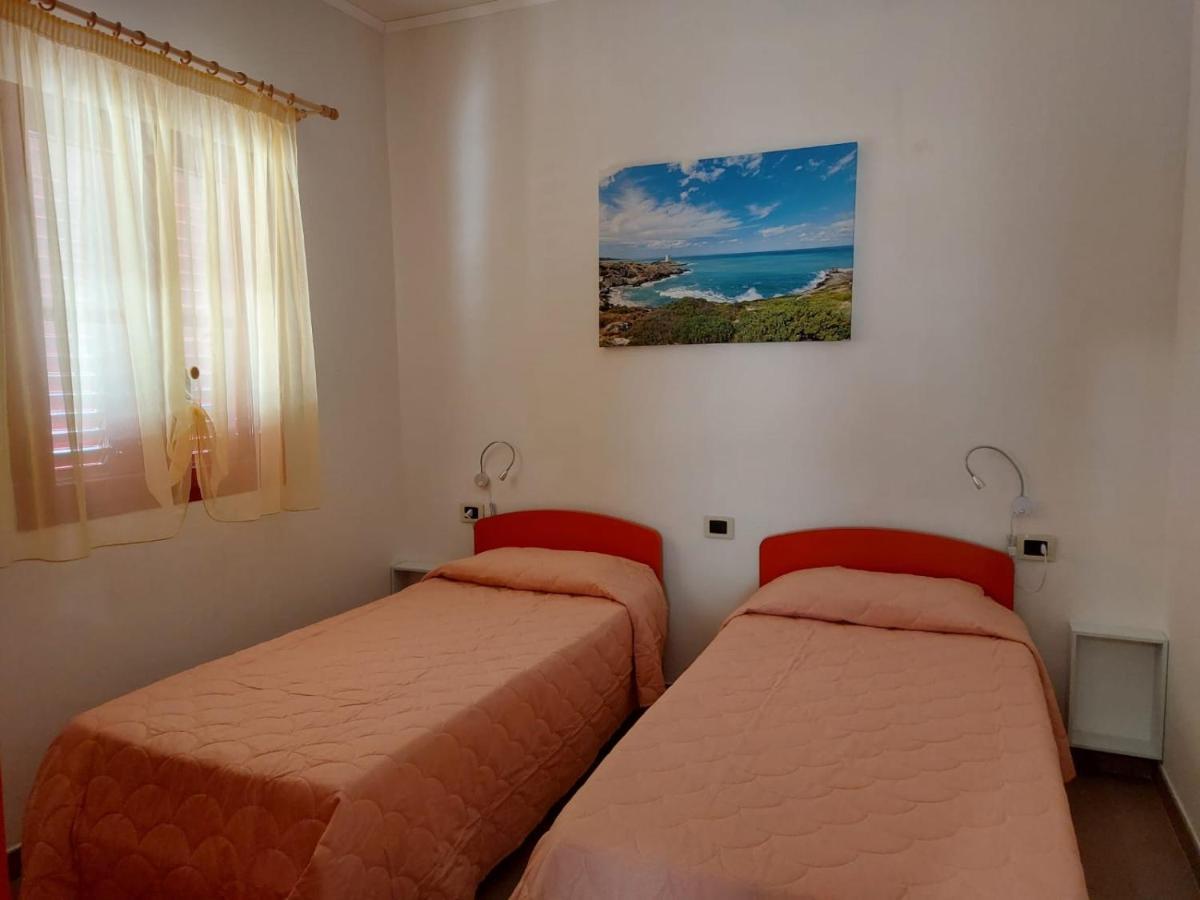 Отель La Dimora In Riva Al Mare Вьесте Экстерьер фото